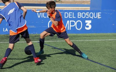 Yo juego a fútbol en inglés, así es la mejor identidad del campus de Inglaterra en Casa